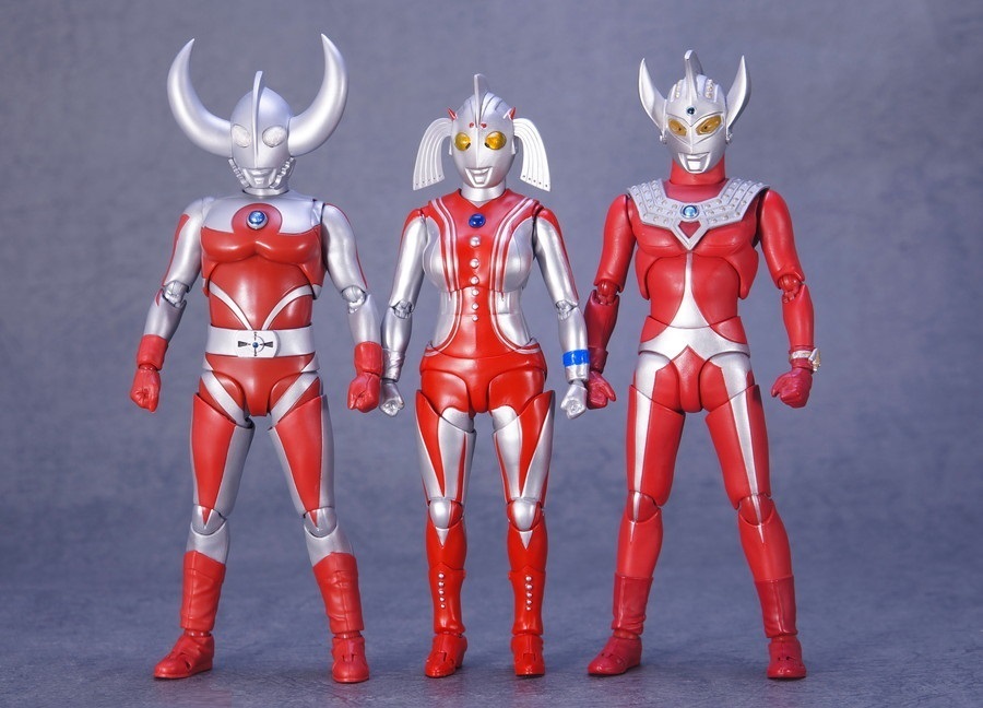 s.h.figuartsウルトラの父、母セット S.H.Figuarts ウルトラの父 | 魂