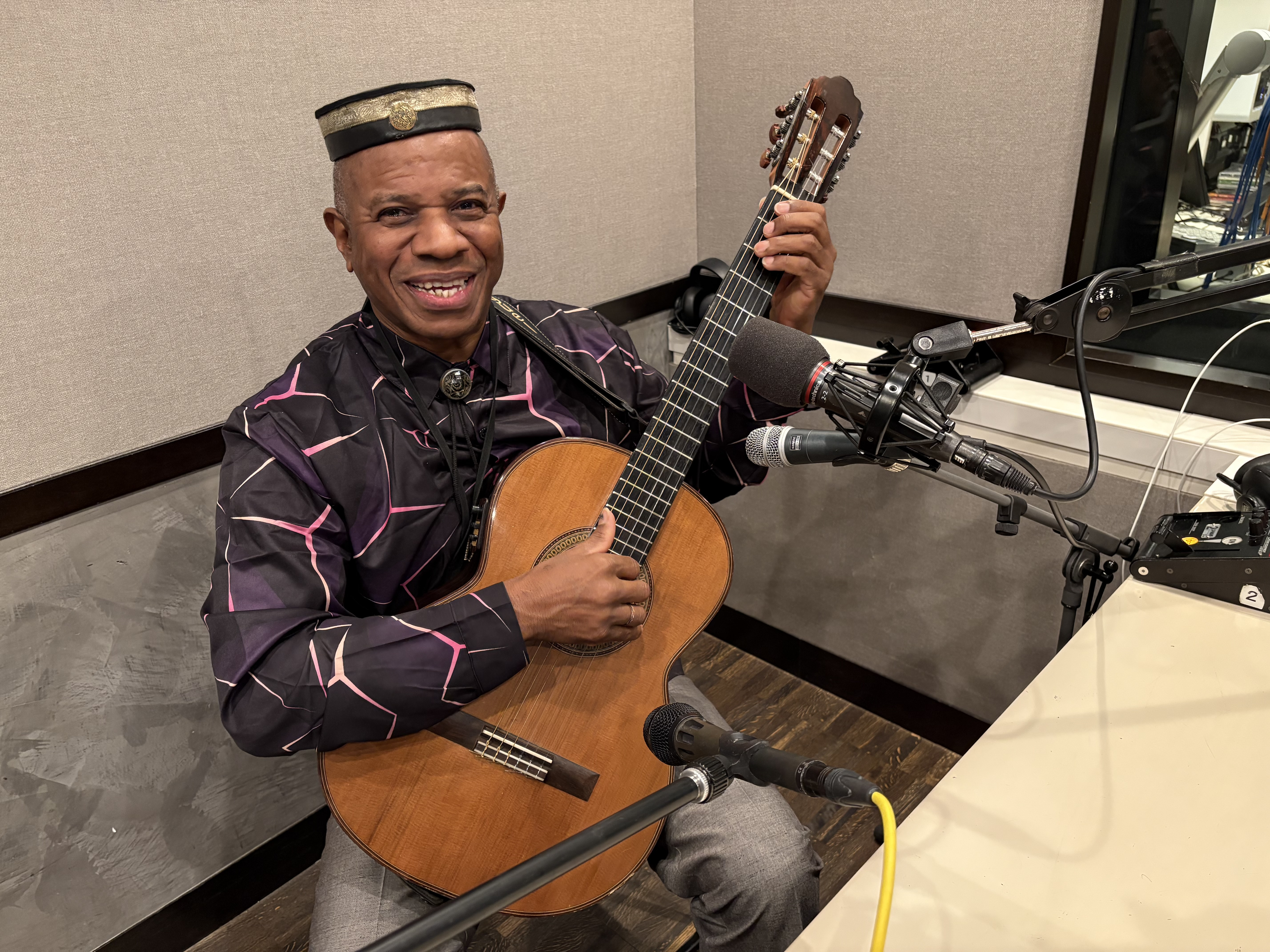 81.3 FM J-WAVE : SAUDE! SAUDADE blog