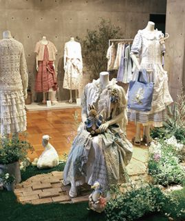 PINK HOUSE×PETER RABBITスペシャルコラボ | ピーターラビット