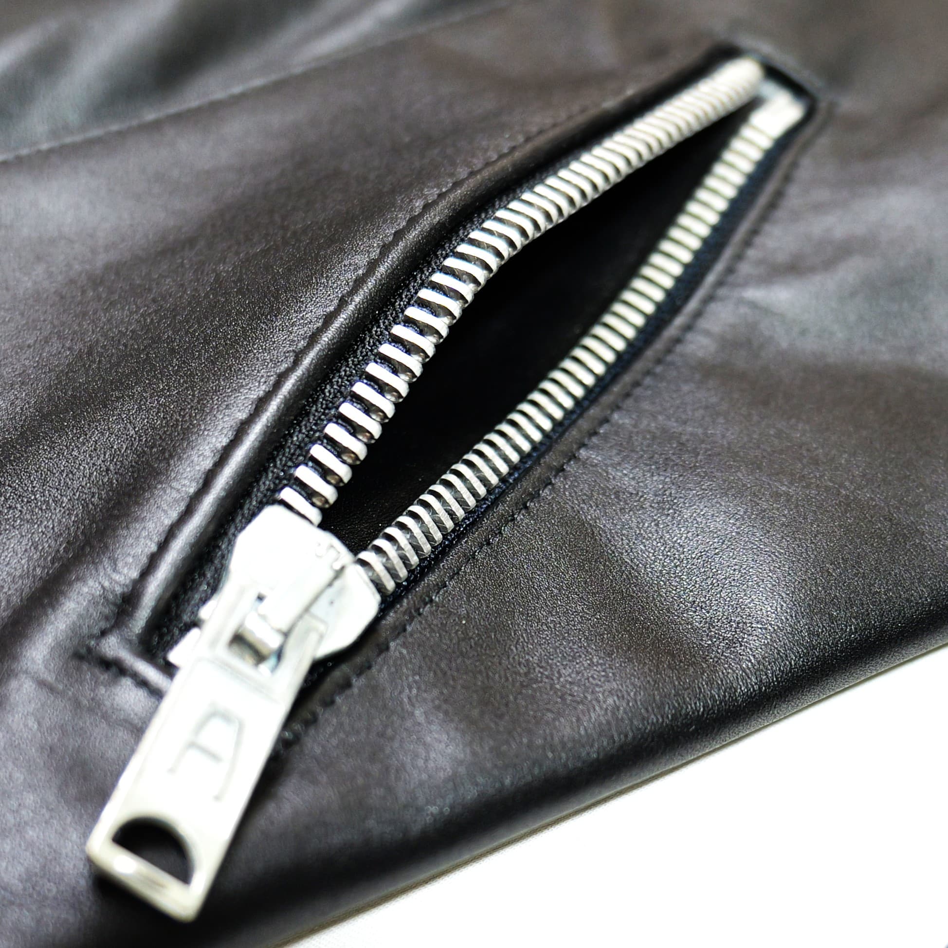 ITEMS｜ブラックマーケット｜名古屋の革ジャン取扱専門店｜Lewis