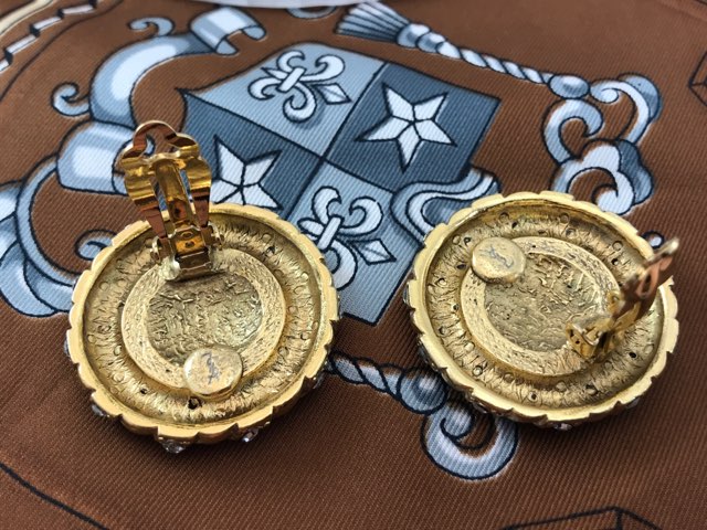 イヴサンローラン ヴィンテージ 貝 ブローチ シェル ストーン ゴールド