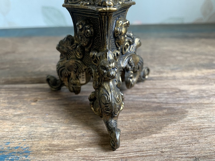 龍のロウソク立て 古美術