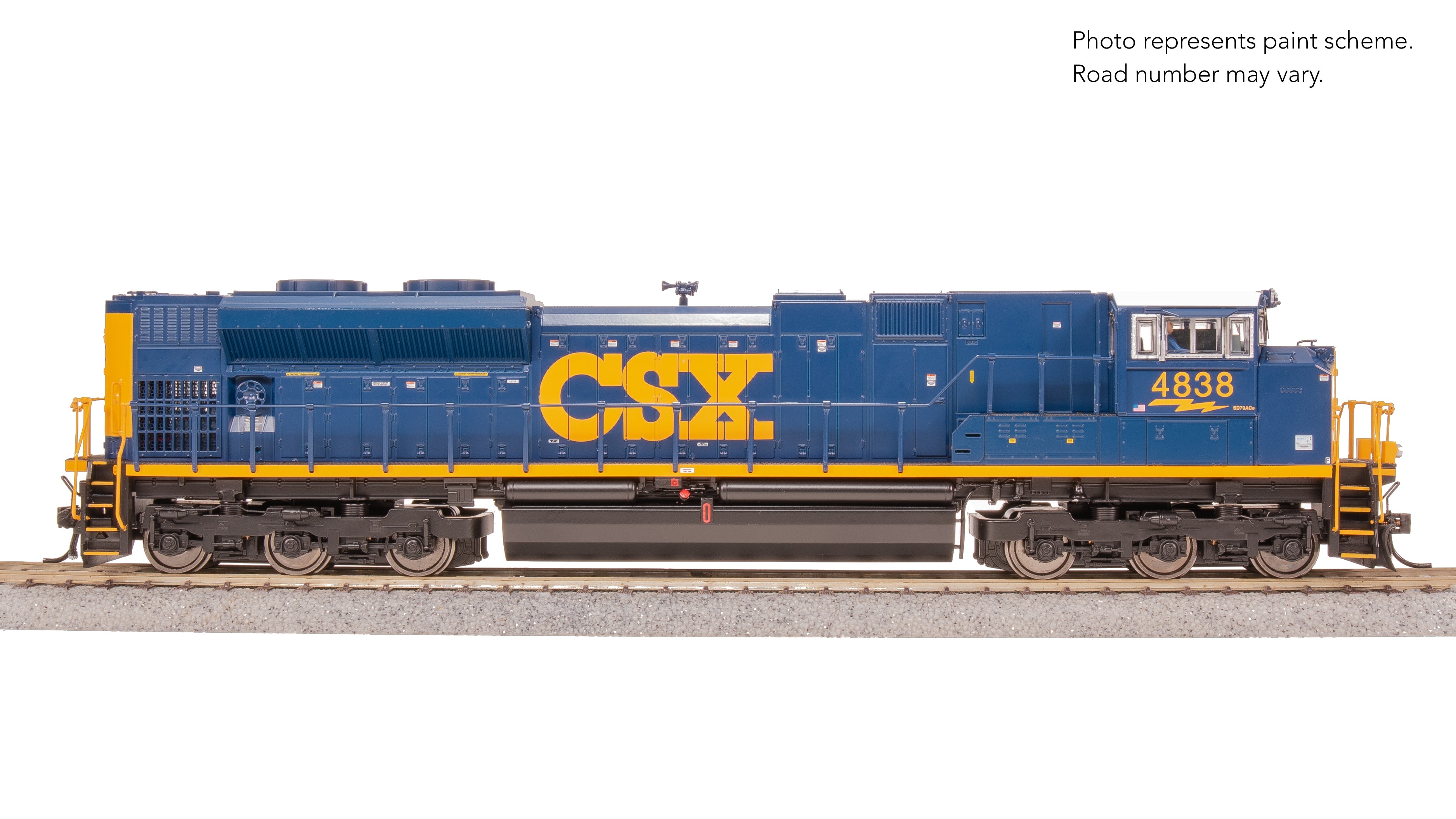 8676 EMD SD70ACe, CSX 4838, YN3 Paint, Paragon4 Sound/DC/DCC, w/ Smoke