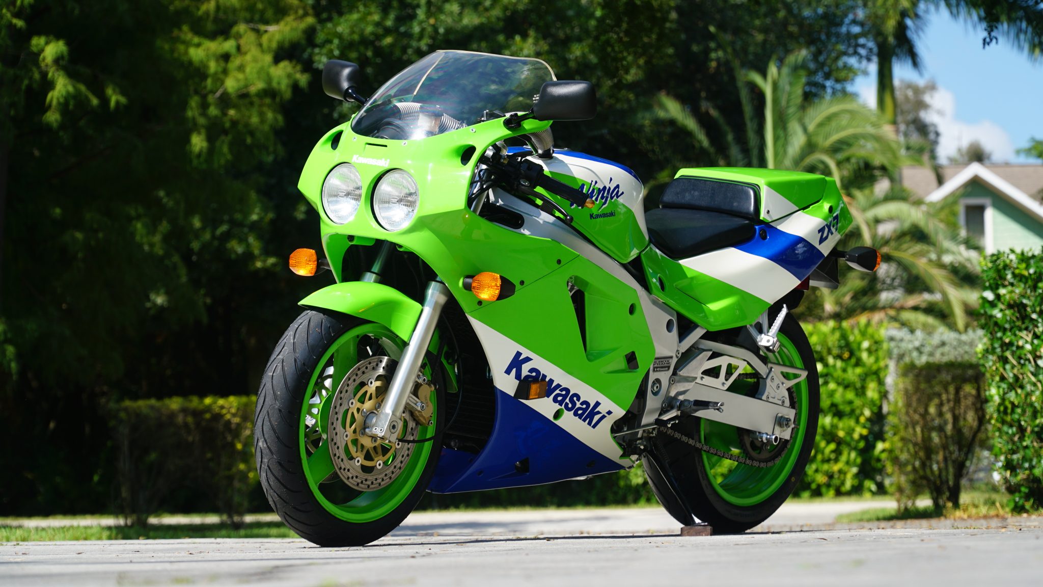 1989 Kawasaki ZX-7 H1 for sale on BaT Auctions - sold for $15,250