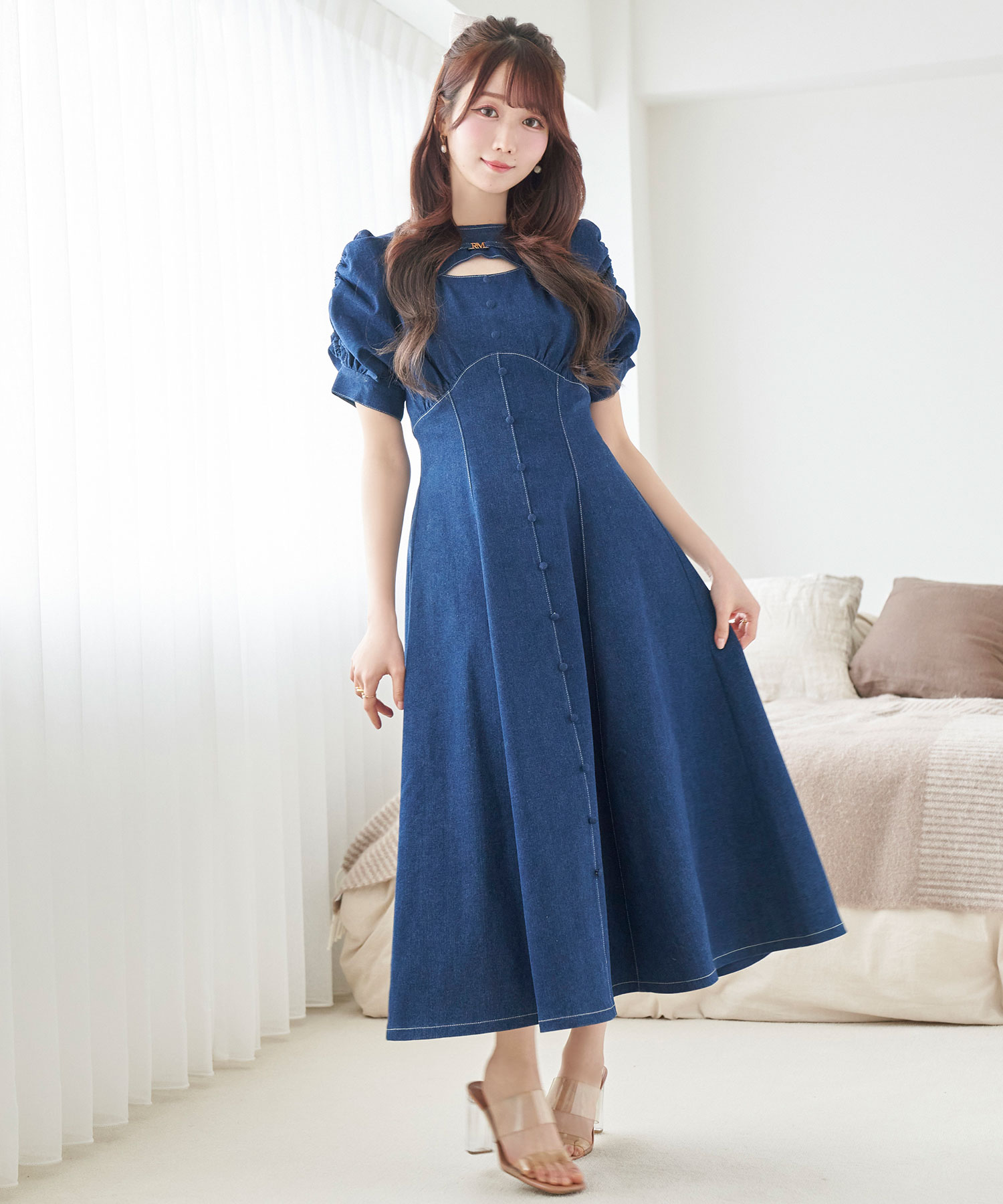 ☆完売品☆ DENIM ROSE ワッペンデニムフリルワンピース フリル使い
