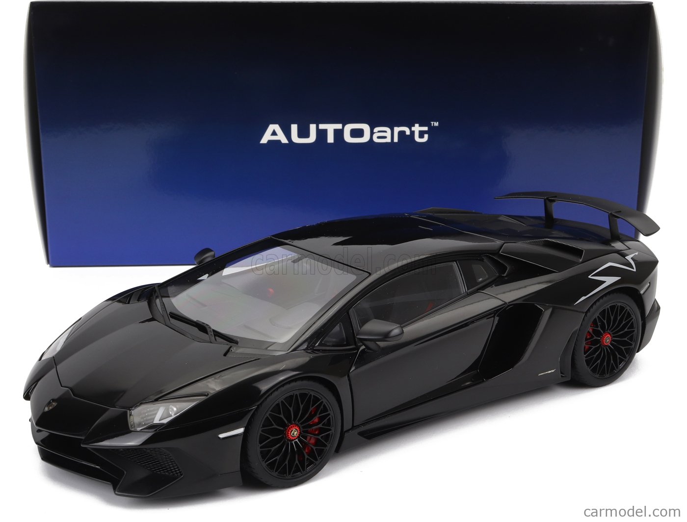 1/18 オートアート ランボルギーニ アヴェンタドール LP700-4 マット