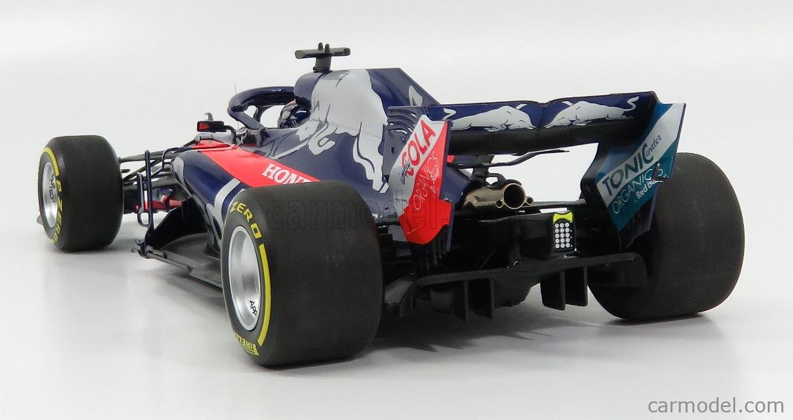 ミニカー MINICHAMPS STR13 1/18 ミニカー MINICHAMPS STR13 1/18 1/18