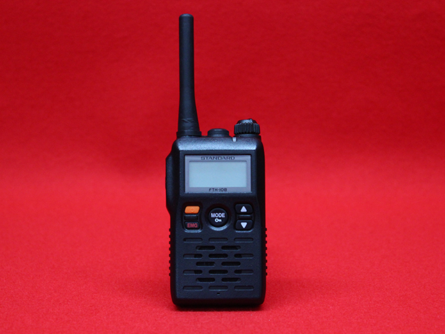 2台セット トランシーバー 充電器付き STANDARD FTH-108 2台セット
