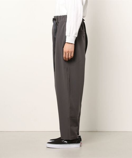 WHITE MOUNTAINEERING（ホワイトマウンテニアリング）の「WM x