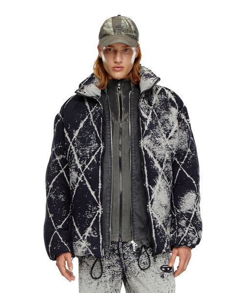 DIESEL（ディーゼル）の「メンズ ジップアップウインタージャケット