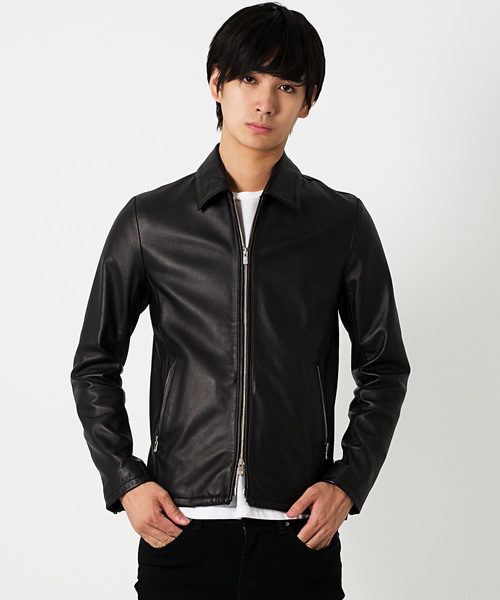 GOSTAR DE FUGA（ゴスタール ジフーガ）の「襟付きラムレザーシングル