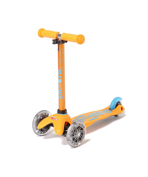 m-cro / ミニ・マイクロ デラックス キックボード LED (2～5才