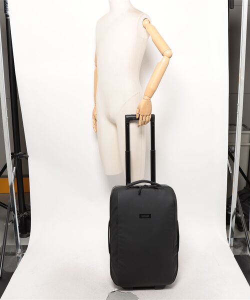 セール】INTERNATIONAL CARRY ON WHEEL（スーツケース/キャリーバッグ