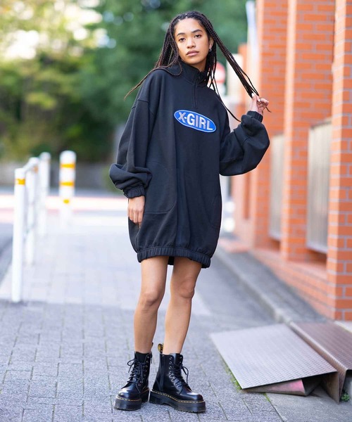 X-girl（エックスガール）の「BASIC OVAL LOGO HALF ZIP SWEAT DRESS