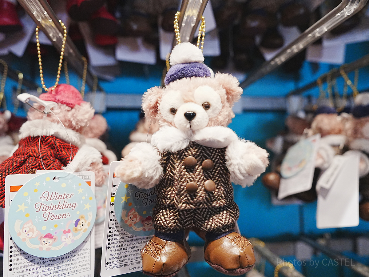 ダッフィーぬいぐるみバッジ（ダッフィー＆フレンズのウィンター