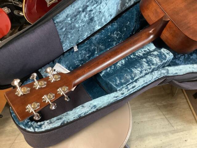 Martin 00-15M Mahogany マイク搭載！ 【 アンプに繋げる マーチン