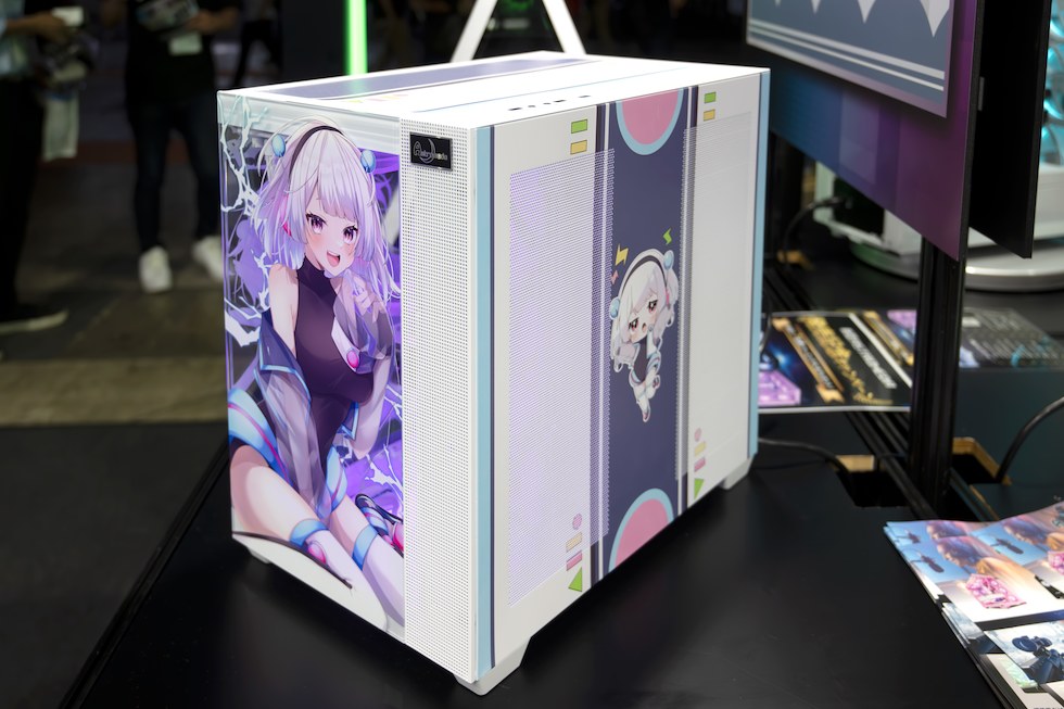 限定品】兎鞠まりコラボPCケース .1 限定品】兎鞠まりコラボPC