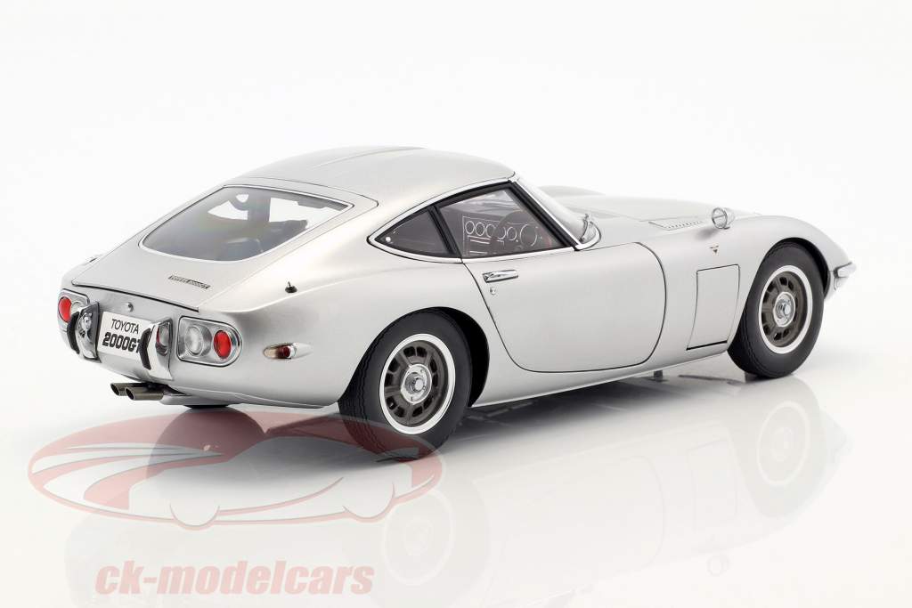 Throwback Thursday: Toyota celebrates 55 years 2000GT