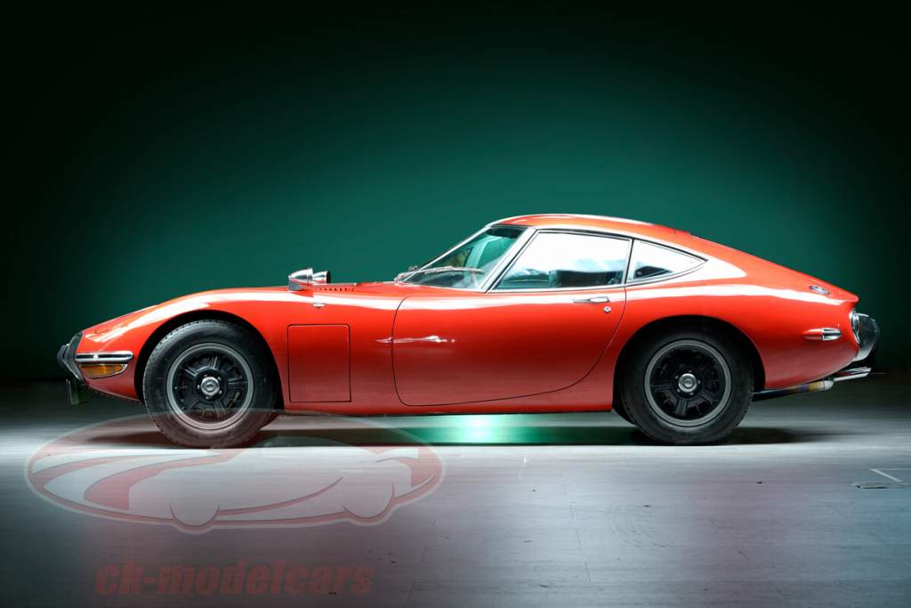 Throwback Thursday: Toyota celebrates 55 years 2000GT