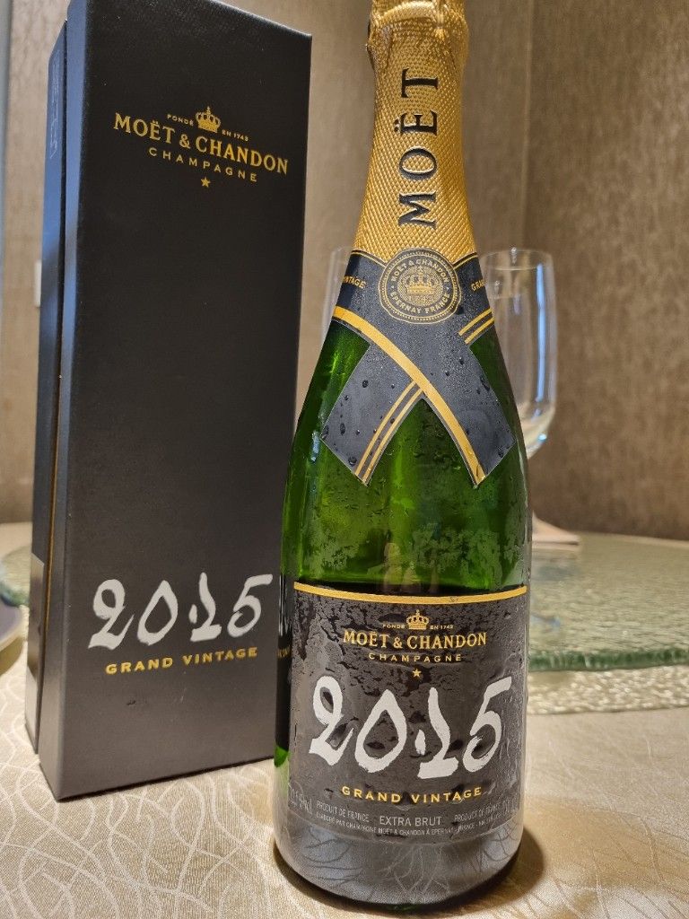 2013 Moët & Chandon Champagne Grand Vintage - CellarTracker