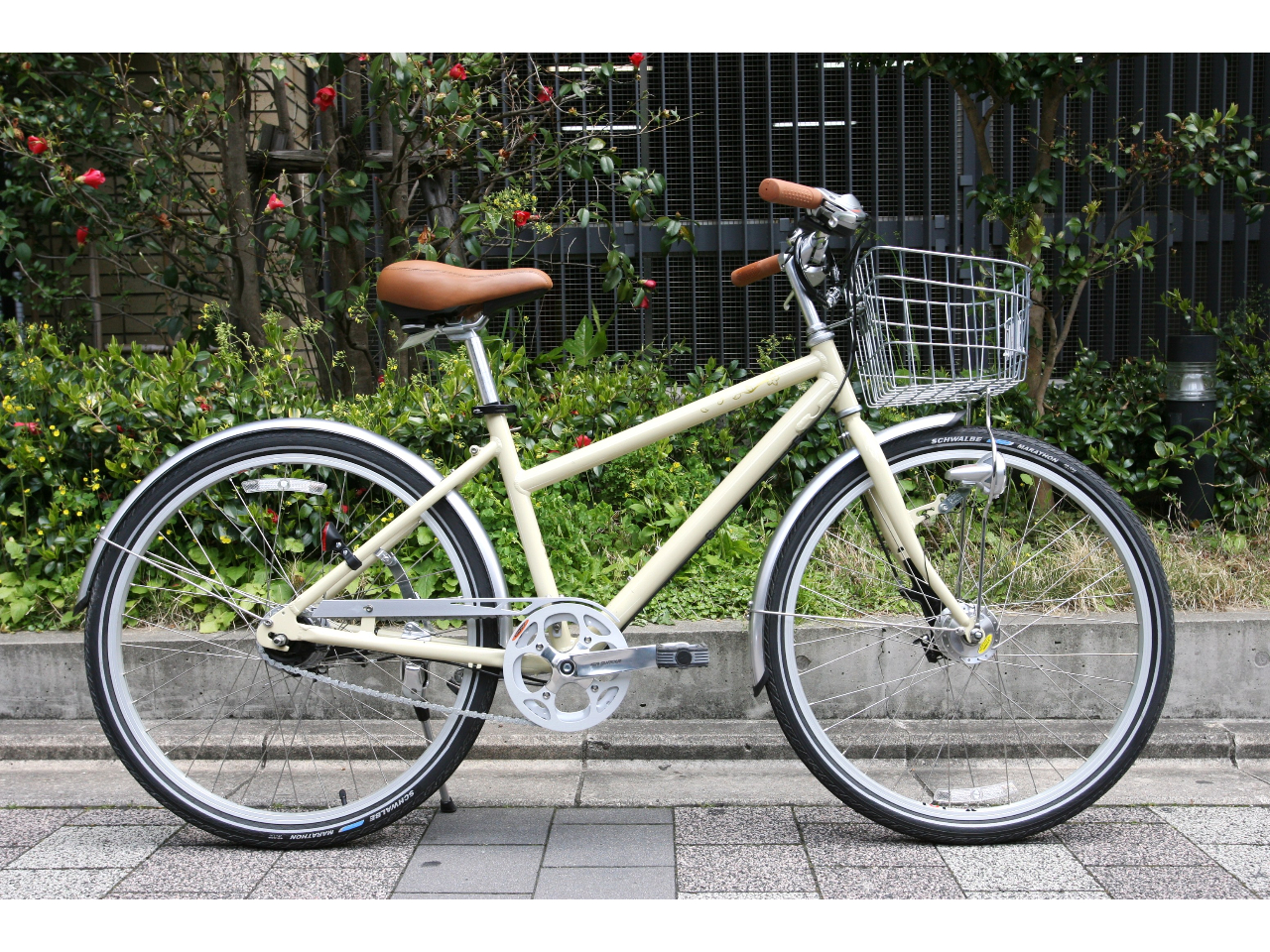 シティバイクハイクラス（8段変速） 京都を駆け巡りたいアクティブな方