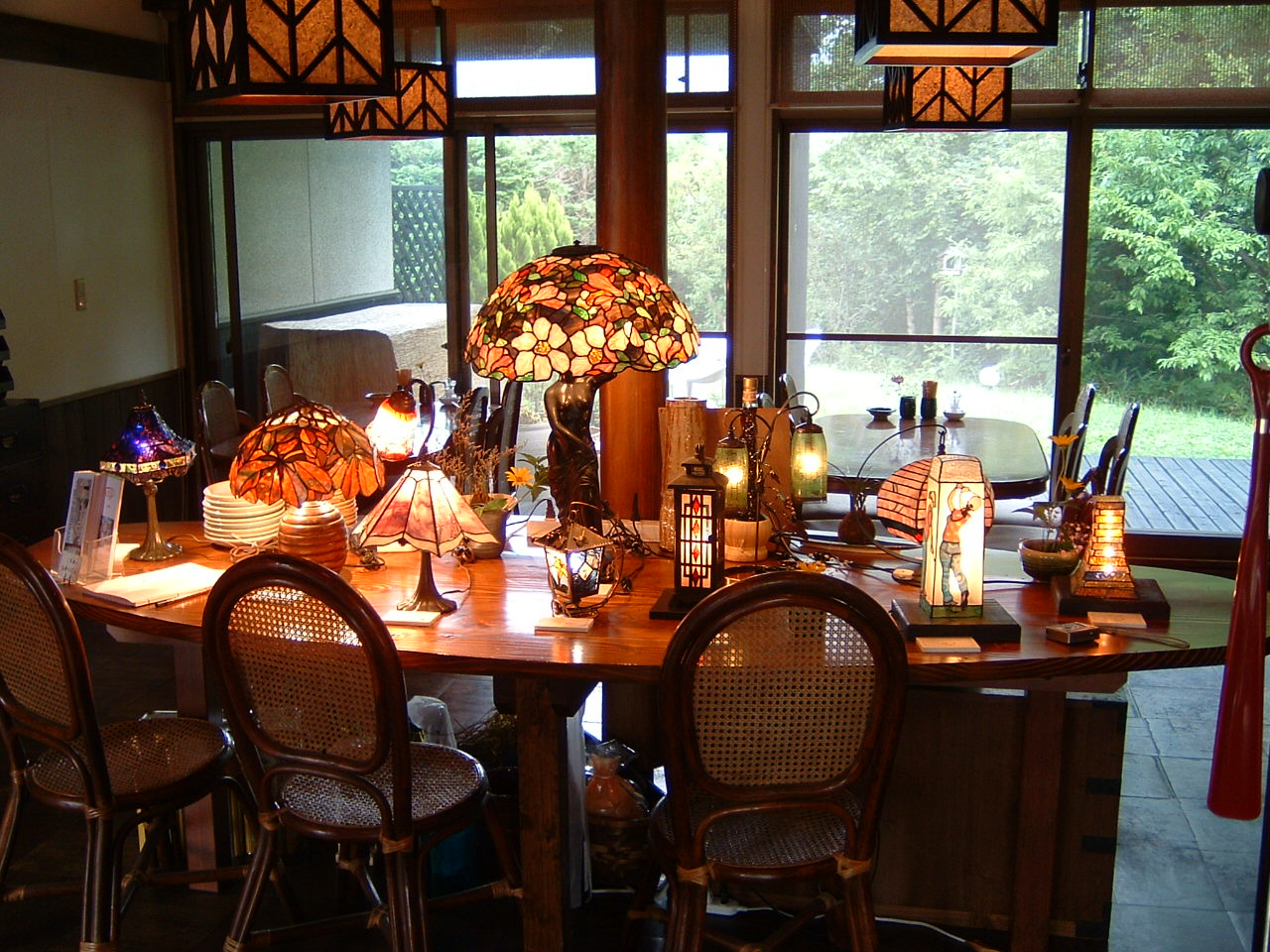 ⭐️Black Friday 三越 ブルージュ ステンドグラス サイドテーブル