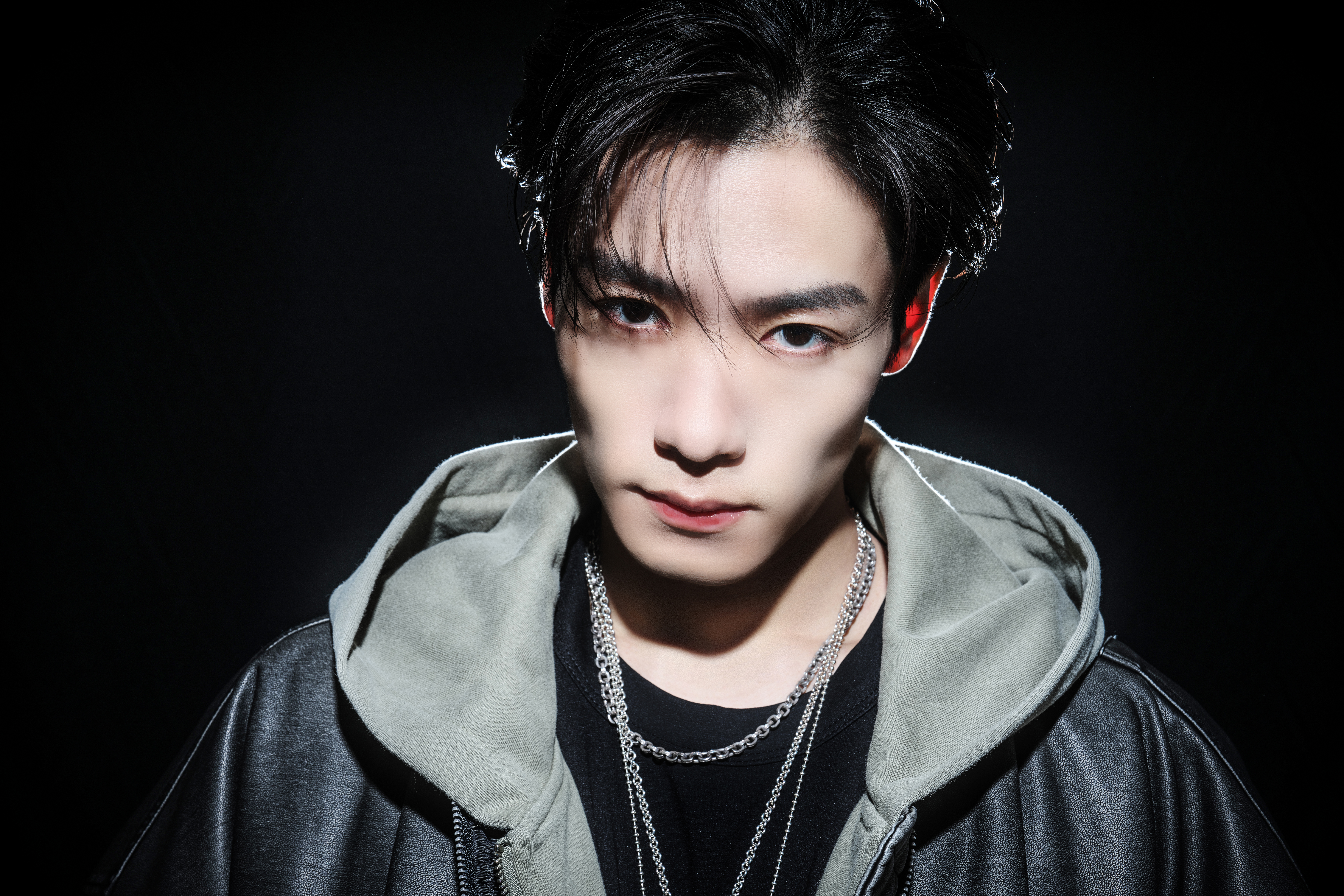 川村壱馬 「Cyber Helix」直筆サイン入り MVオフショットソロ生写真