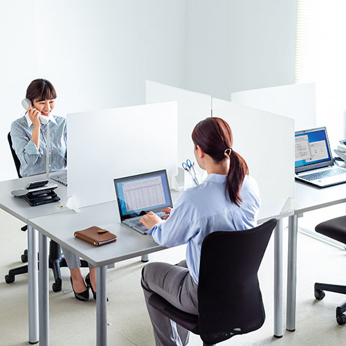 デスクパーティション（デスクトップパネル・飛散防止・アルコール消毒