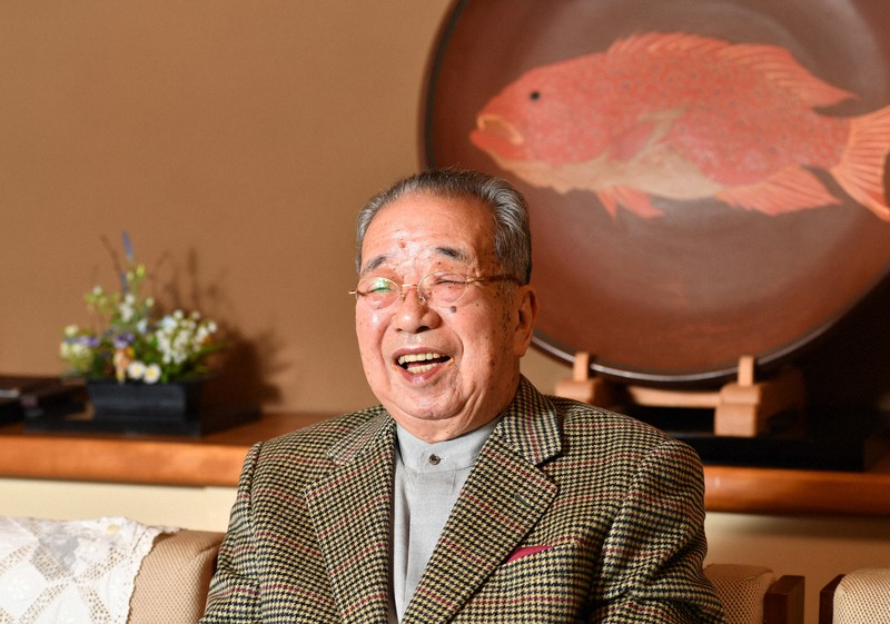 陶芸家・今井政之さん死去 面象嵌の第一人者 文化勲章受章者 | 毎日新聞