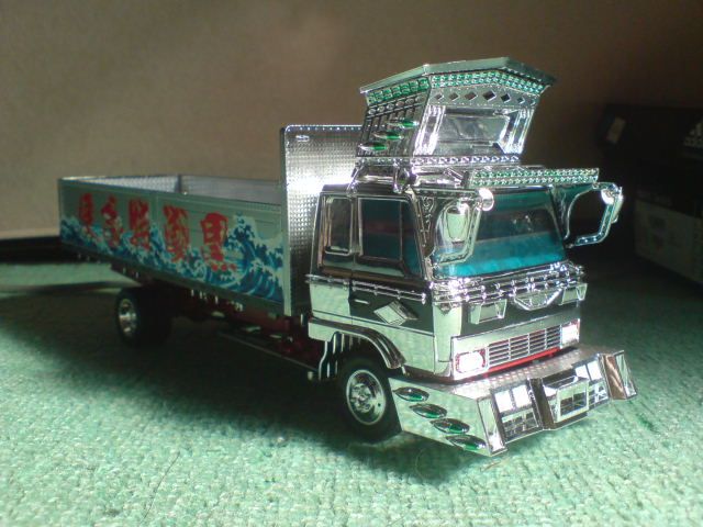 フジミ烈津號デコトラプラモデル