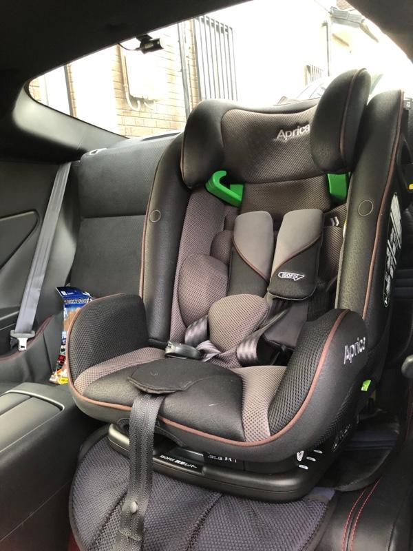 Aprica フォームフィット ISOFIX セーフティープラス のパーツレビュー