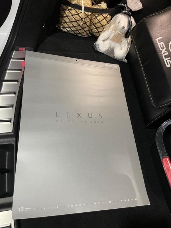 レクサス 2017年度 壁掛けカレンダー レクサス(純正) 2024壁掛け
