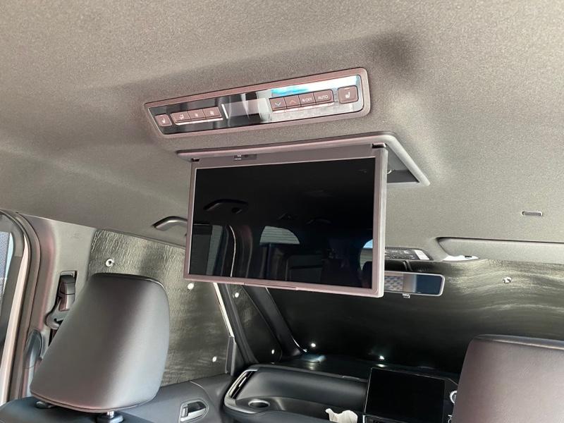 トヨタ(純正) 14型有機EL後席ディスプレイ のパーツレビュー
