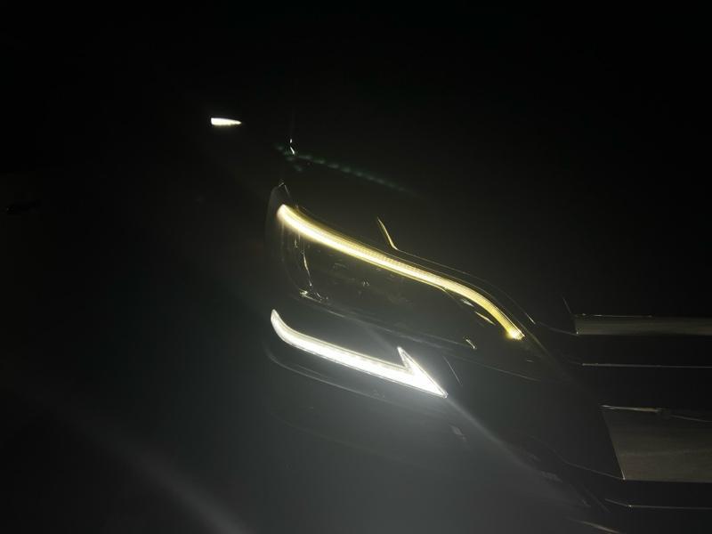 CRYSTALEYE / クリスタルアイ 30 ヴェルファイア LEDヘッドライト