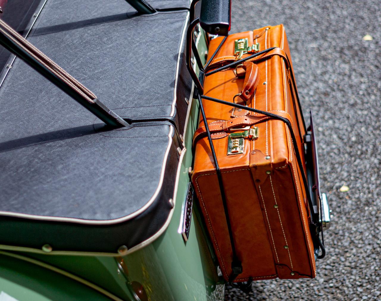 革製トランククラシックスーパーセブン