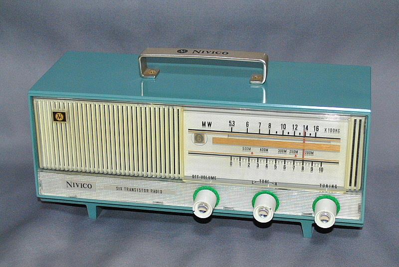 NIVICO（日本ビクター）6石トランジスターラジオ Model 6H-3｜覆面