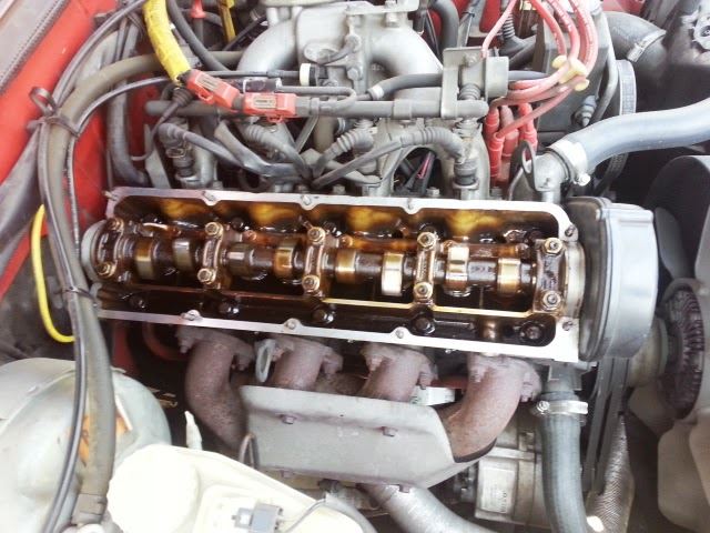 ☆【ボルボ】240 タペットカバー・カムカバー・フィラーキャップ・塗装