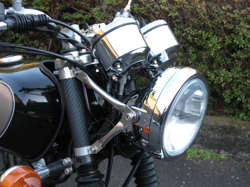 ヤマハSR400 純正メーターメーターステー