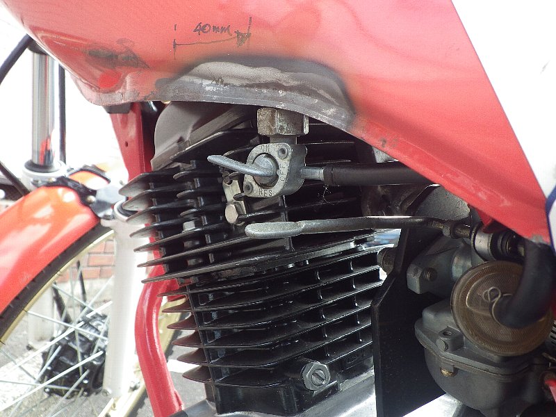 TLM50 フューエルタンク コック キャップTLM50 フューエルタンク