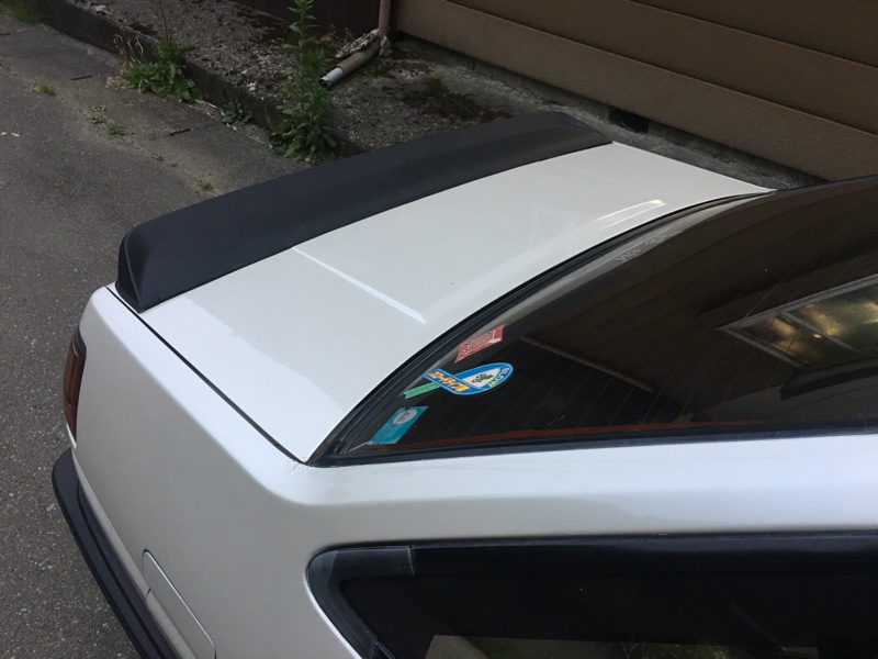 AE86 リアスポイラー 取付方法 ae86 2ドア用純正リアスポイラー