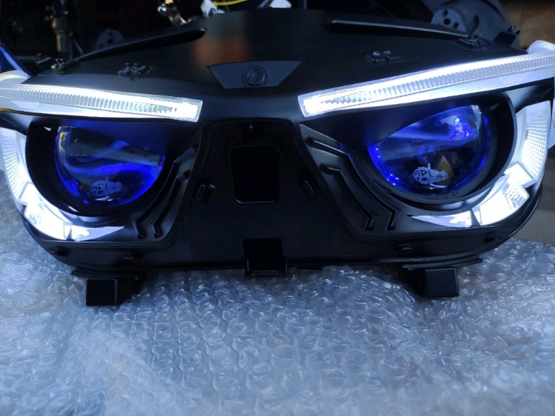 新品未使用】シグナス グリファス 純正ヘッドライト シグナスグリ