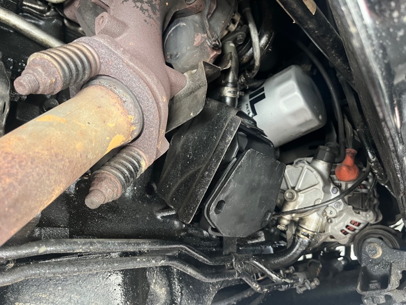 CMC純正エンジンマウント デリカスターワゴン P25 P35 スターワゴン