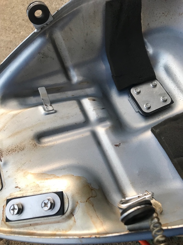 燃料タンク錆取り(その5)本番開始（カワサキ バリオスII）by まさぴ