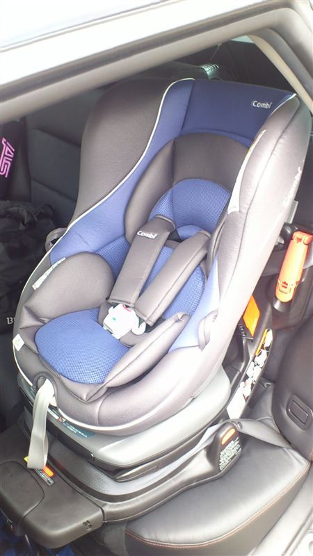 ゼウスターンユーロEG TB COMBI(コンビ)のチャイルドシートの口コミ
