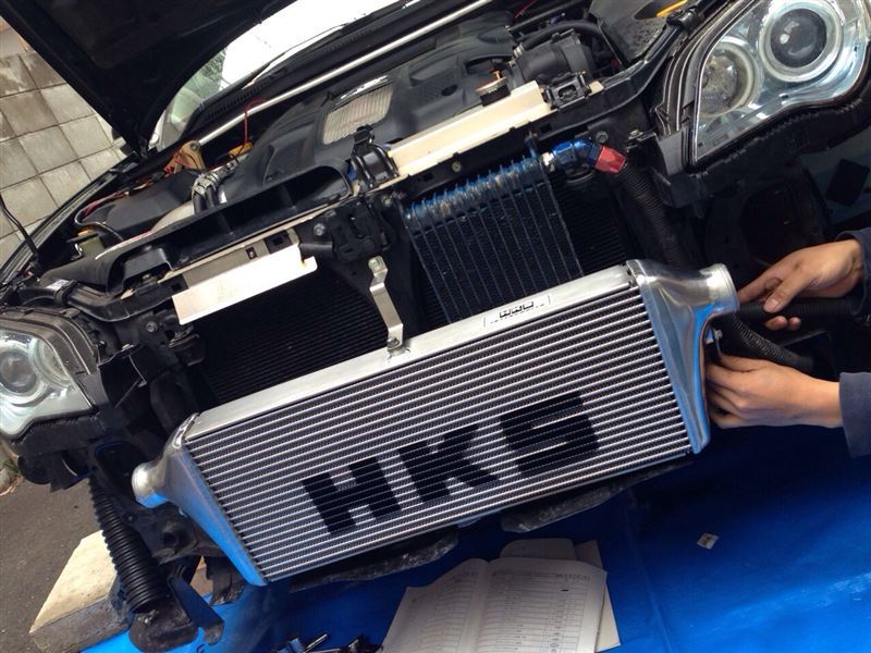 S TYPEインタークーラー HKS(エッチケーエス)のインタークーラーの