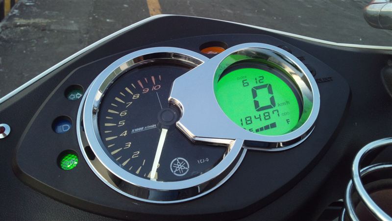 ヤマハ(純正) 2011年式プレミアムグレード純正メーター のパーツ