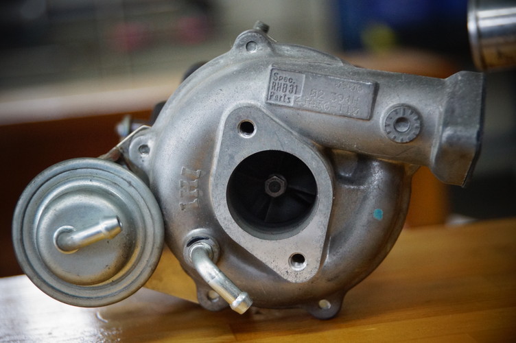 RHB31タービン本体 L200ミラにて使用 【公式通販】