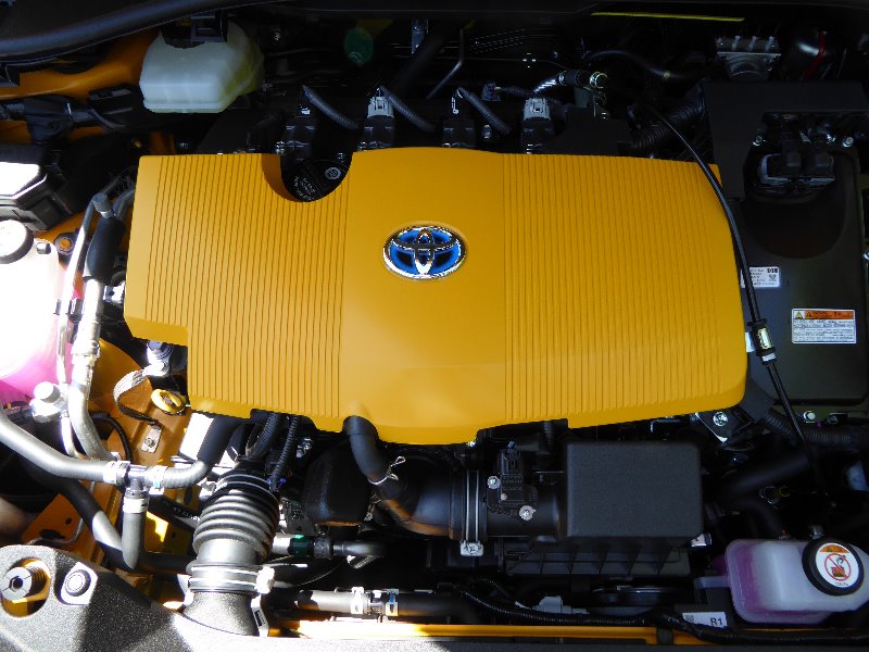 トヨタプリウス50系 CH-Rハイブリッドエンジンカバー Amazon | トヨタ