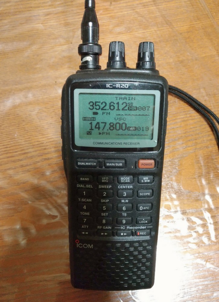ICOM IC-R20広帯域受信機 ジャンク ICOM IC-R20広帯域受信機 ジャンク