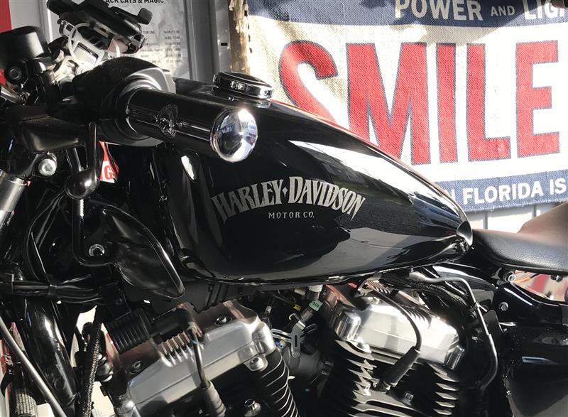 ハーレーダビッドソン(純正) XL1200R純正ガソリンタンク のパーツ